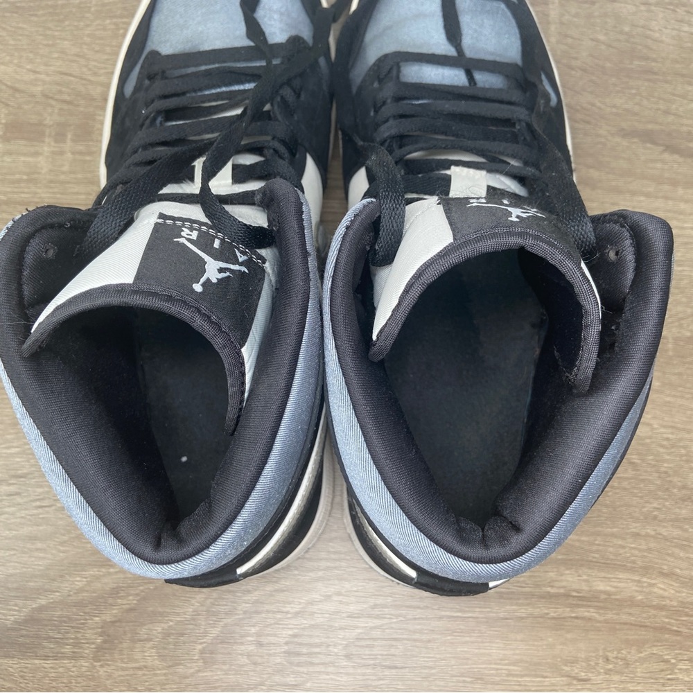 Nike Air Jordan 1 Mid Satin Grey Sneakers Mens 14 Black White Shoes 852542-011 - Picture 15 of 16